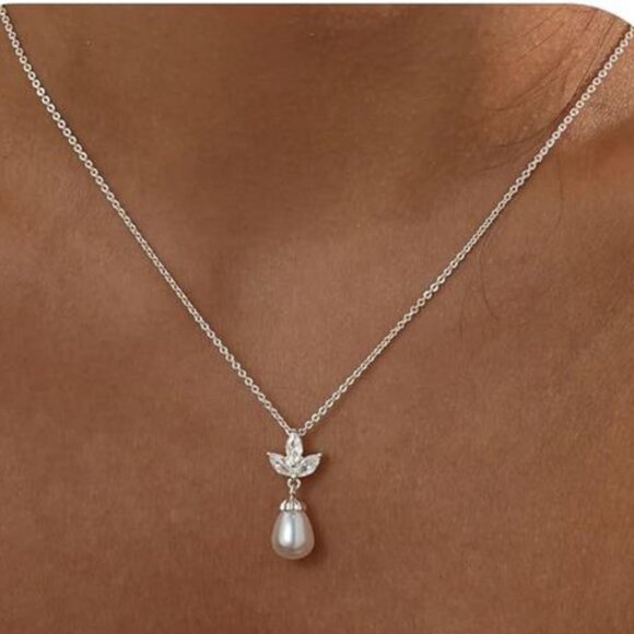 Dainty Silver Pearl Necklace | Single Pearl Pendant | Elegant Adjustable 16.9” - Picture 1 of 5